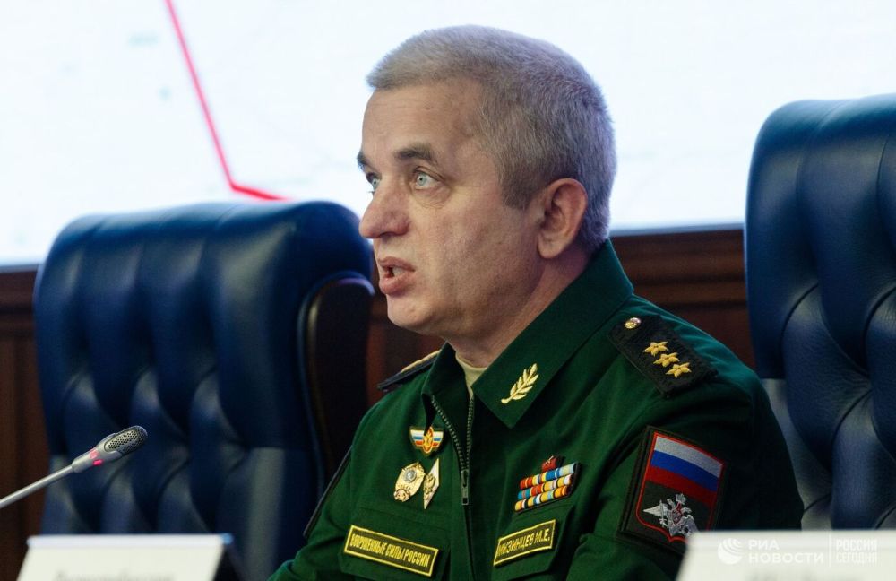 Запад, игнорируя преступления Киева, становится пособником террористов