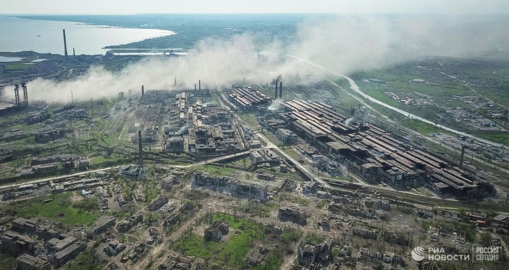 Остатки группировки ВСУ на "Азовстали" надежно блокированы, заявил Шойгу