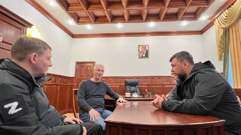 Глава ДНР обсудил с руководителем Херсонской области вопросы взаимодействия