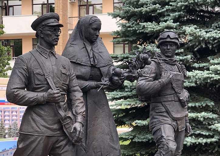 Штрихи к коллективному портрету военных медиков