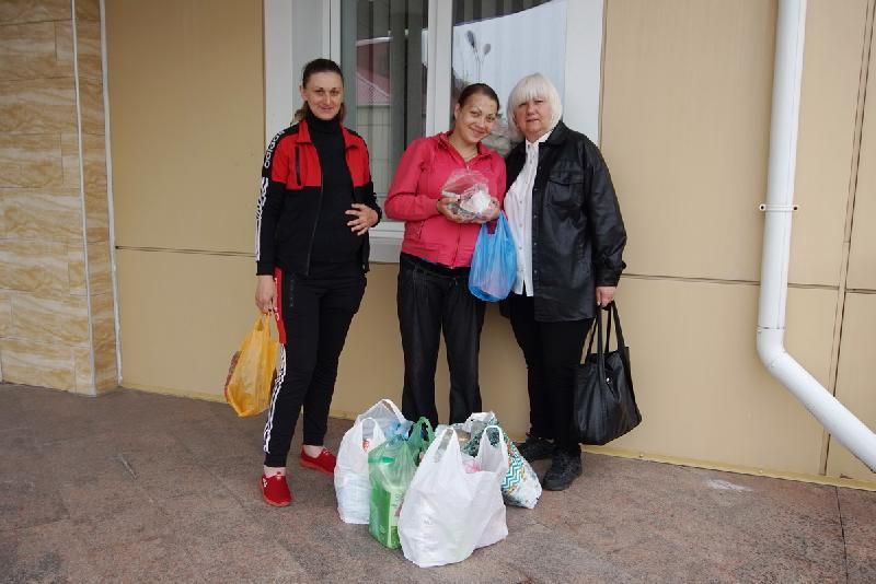 Светлана Гизай передала гуманитарную помощь беременным из освобожденных районов ЛНР