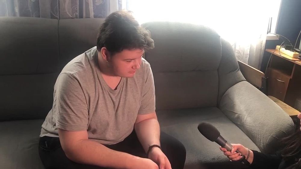 ����� ���