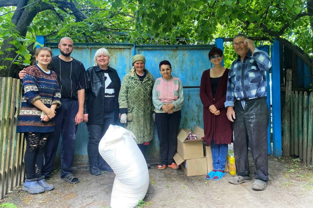 В сёла Попасное и Чабановка депутат Светлана Гизай привезла гуманитарную помощь