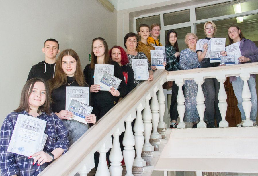 ЛГАКИ подвела итоги студенческого конкурса «Героическая карта Луганска»