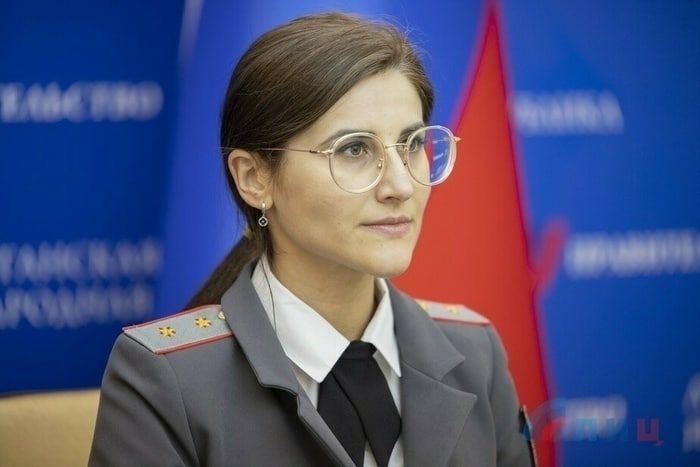 ����� ����� ���