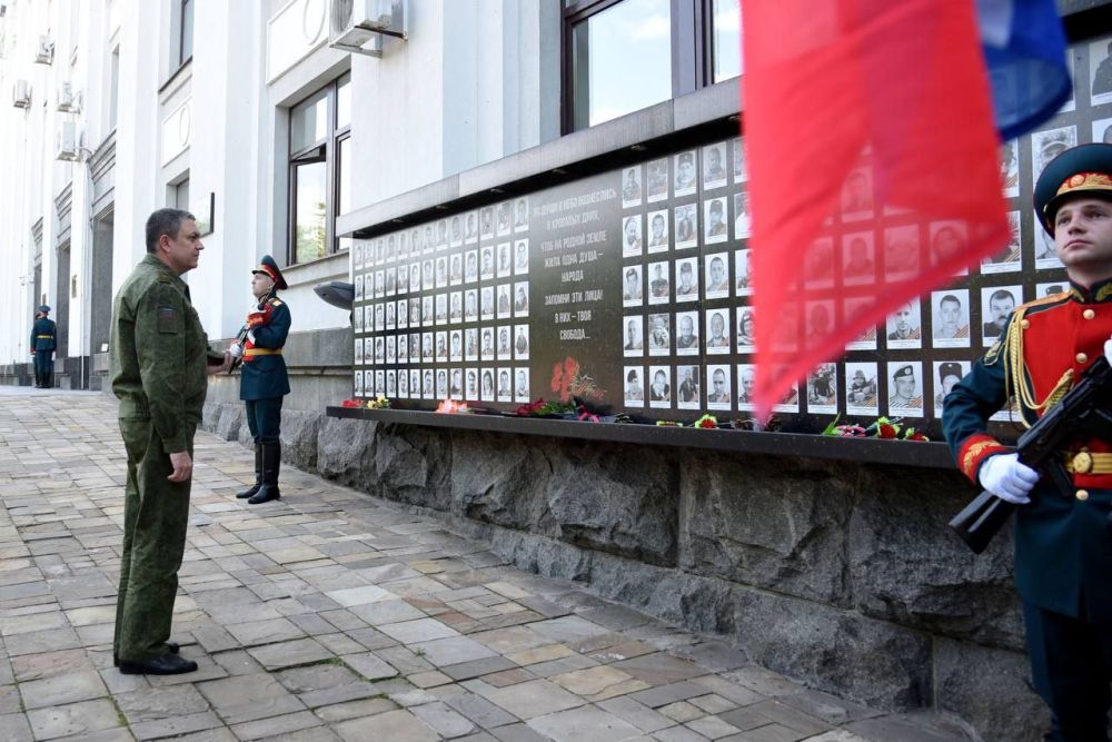 ����� ������ ��� ����� � ���� ����� ���� ������ ��� ������� ����� ���� �� ��������� ��������� �������������, ����� � 150 ������ �� ������� ��������