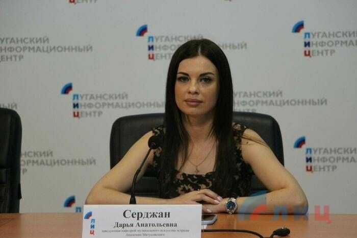 ������� �������������� ����� ����� ������� ������������ "� ���� ���������� ������" � �������� ������������ �� ���, ��� � �� ������� � ��������� ��������������� �������� �������� � ��������, ������� ��� ���������� �����-���������