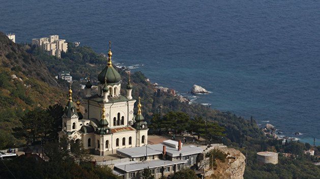 Что творилось в Святогорской Лавре, выход крымских епархий из УПЦ, выписывание из русских. Хроника событий на Украине на 16:00 7 июня