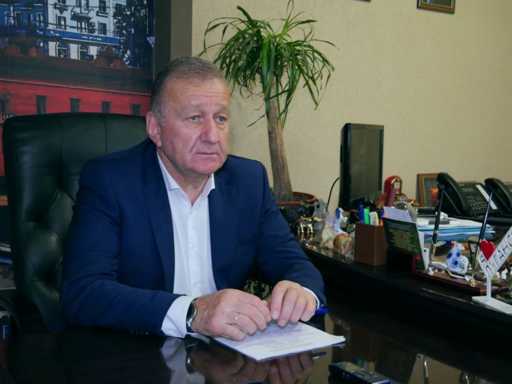 Власти Луганска предлагают работающим россиянам получить образование в местных вузах