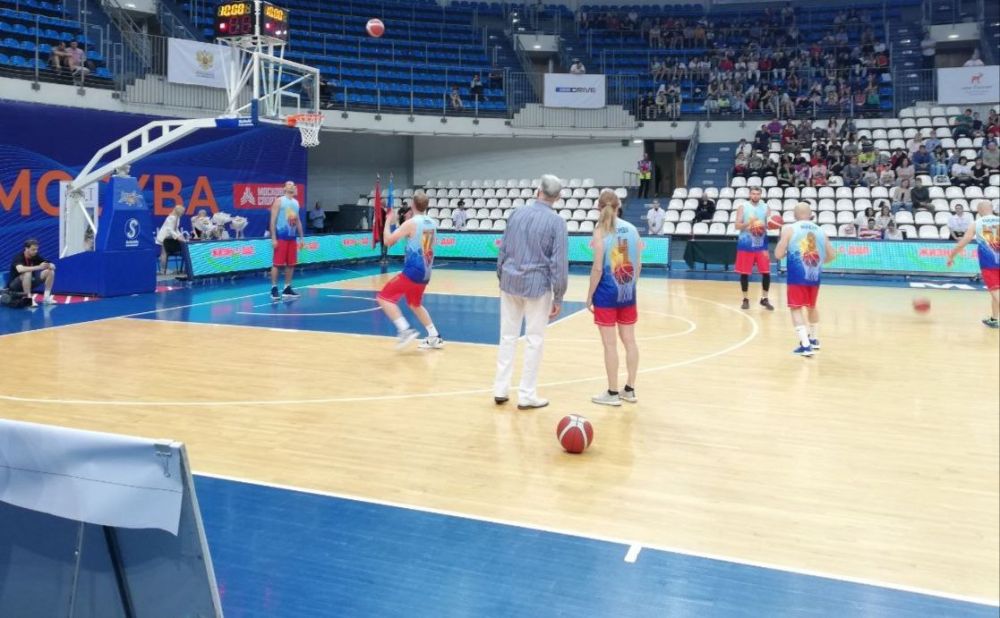 � ���������� ���������� �� �������� ������ ����� � ������ ������� ������� "V" � "Z", ��������������� ��������� � �������� �������� ����������