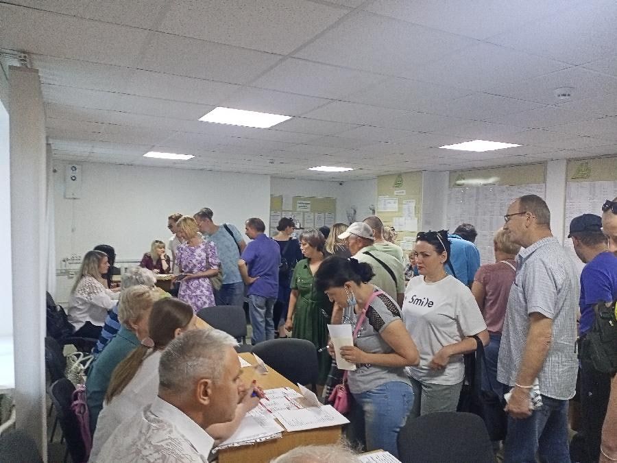 ������������ ���������� ����� 350 �������� �� ������� � ��������