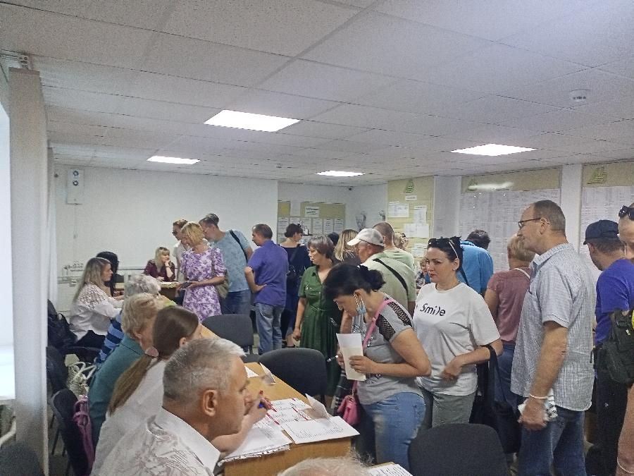 ������������ ���������� ����� 350 �������� �� ������� � ��������