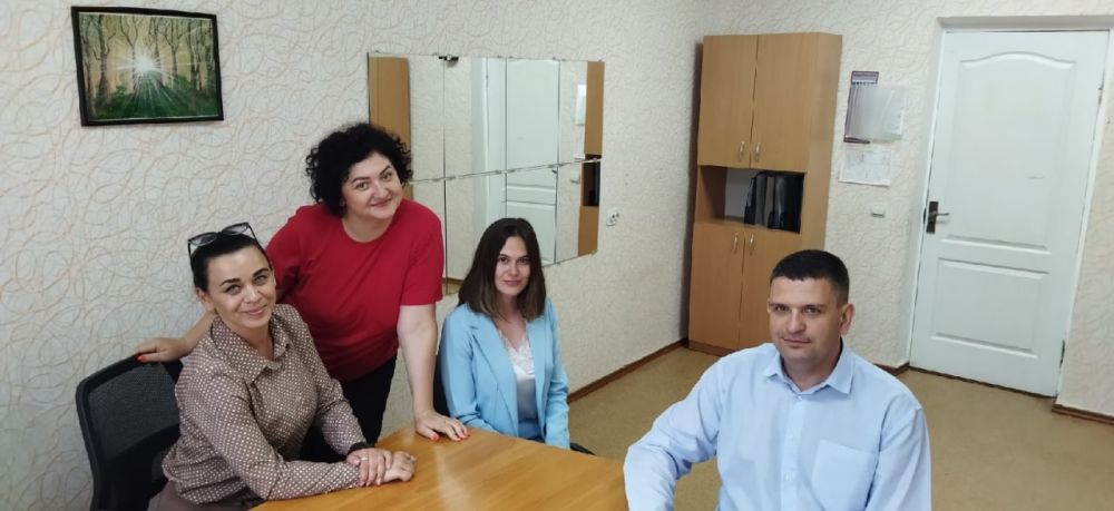 Олег Коваль встретился с педагогами Старобельска