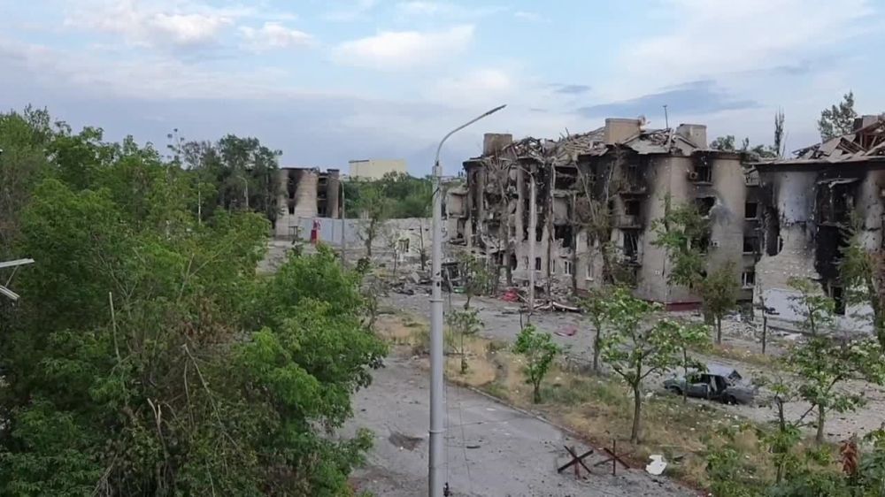 ����� ���