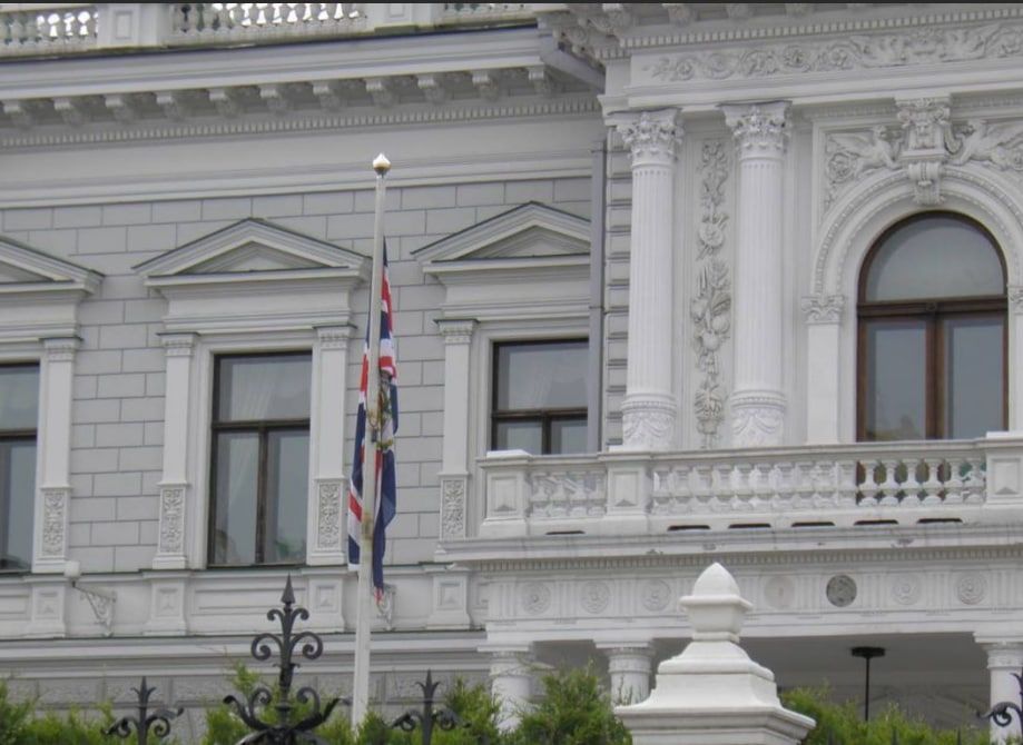 �������� ������, ��� � ���������� �������������� (����� ���������� ���������� ����� ��������� ��������� � ������� �� ����� ����� �����) �������� ����� ����� � ����� ��������� �������� ����������