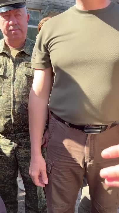 Пасечник: Сегодня с Андреем Турчаком и Виктором Водолацким открыли в Золотом гуманитарный центр «Единой России»