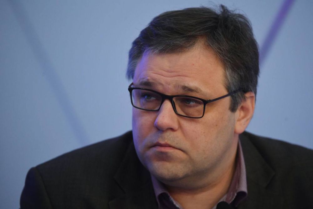 Посол Луганской народной республики (ЛНР) в России Родион Мирошник рассказал, что совместная группировка войск ЛНР и РФ готовится к зачистке Северска в рамках специальной военной операции на Украине