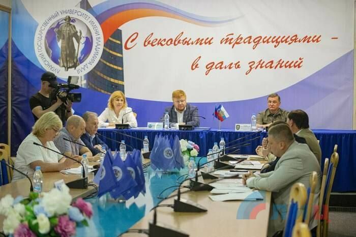 ���� ��� ��������� �������� � ���� ��������� ���������� �����������, ����������� �� ������������� �����������