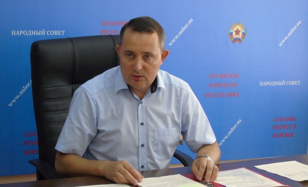 Депутат Народного Совета ЛНР Андрей Губарев в эфире телерадиомарафона «Zдесь и сейчас» на телеканале «Луганск 24» рассказал о ситуации в освобожденном Рубежном