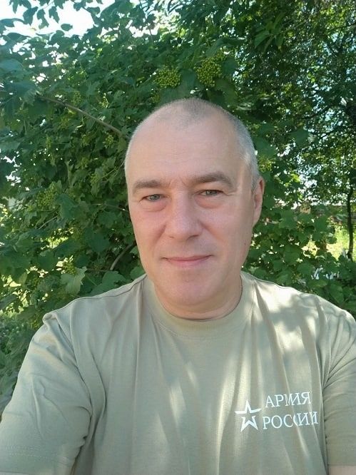 Депутат Народного Совета ЛНР Юрий Юров в эфире телерадиомарафона «Zдесь и сейчас» на телеканале «Луганск 24» рассказал о планах издания собственной книги