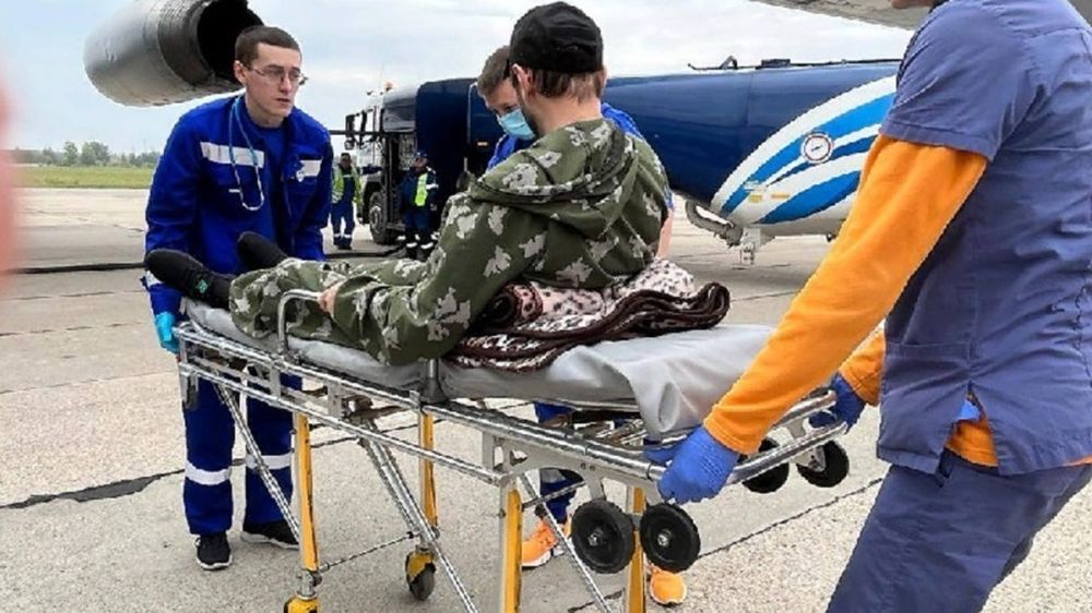 В Новосибирск вылетел спецборт с ранеными бойцами из ЛНР