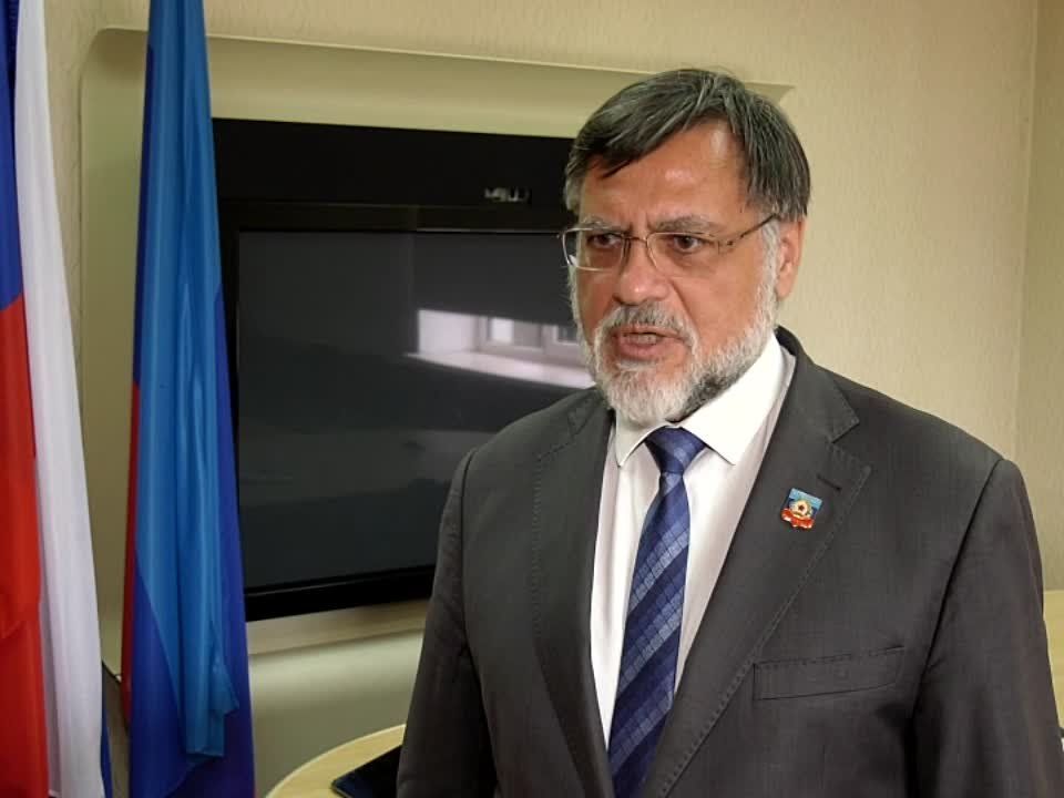 Глава МИД ЛНР Владислав Дейнего встретился с иностранными журналистами