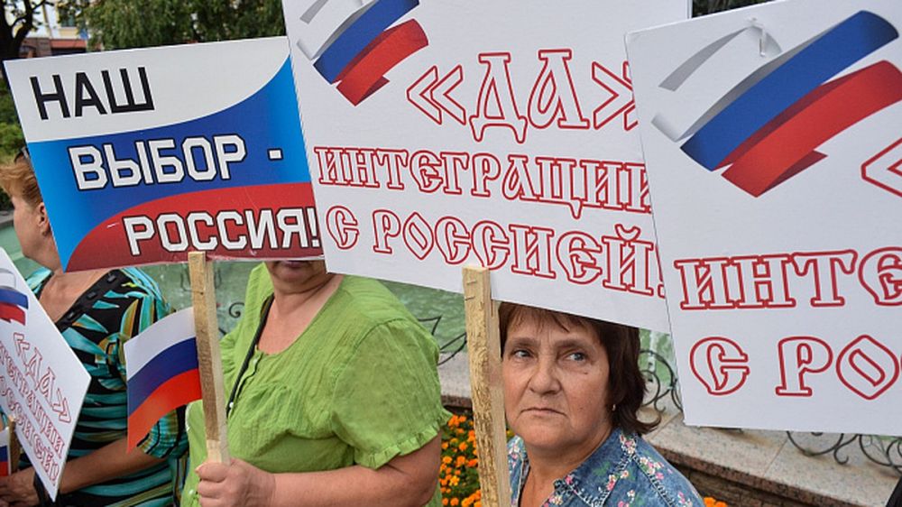 Депутат Госдумы Водолацкий заявил, что референдум о вхождении ЛНР в состав России должен пройти уже осенью