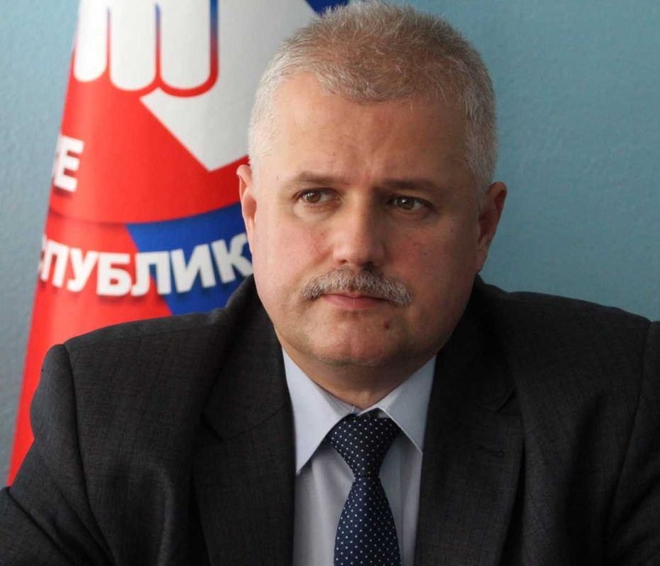 Председатель Общереспубликанского профсоюза работников машиностроения и металлообработки Константин Бутримов в рамках брифинга информационного штаба референдума ЛНР подчеркнул значимость референдума для промышленников Республики