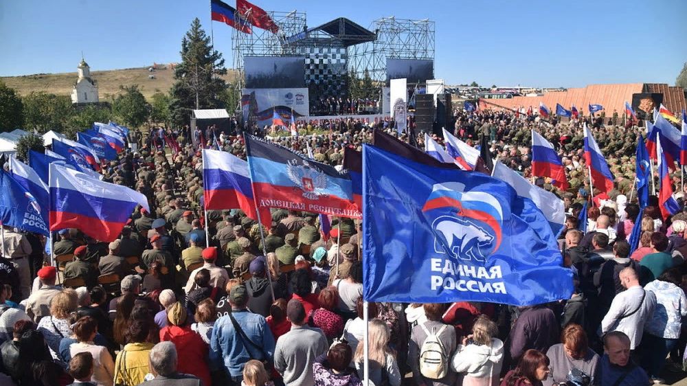 В ДНР сторонниками партии «Единая Россия» стали свыше 13 тысяч активистов