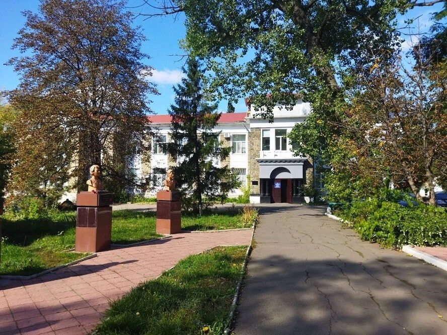 ������������ ������ ������ � ��������� �������� �. ��������