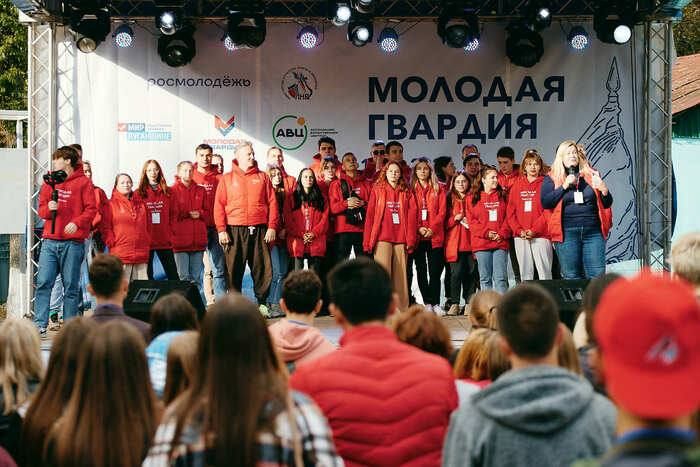 ����� 200 ���������� �� ��������� � �������� �������� ���������, � ����� 17 �������� ������ ������� ������� � ������������� ���������� ������ "������� �������", ������� �������� 3-7 ������� � ���������