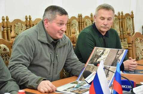 ������������� ������� ������� � �������� ��������-���������� ������ 860 ��� ���.