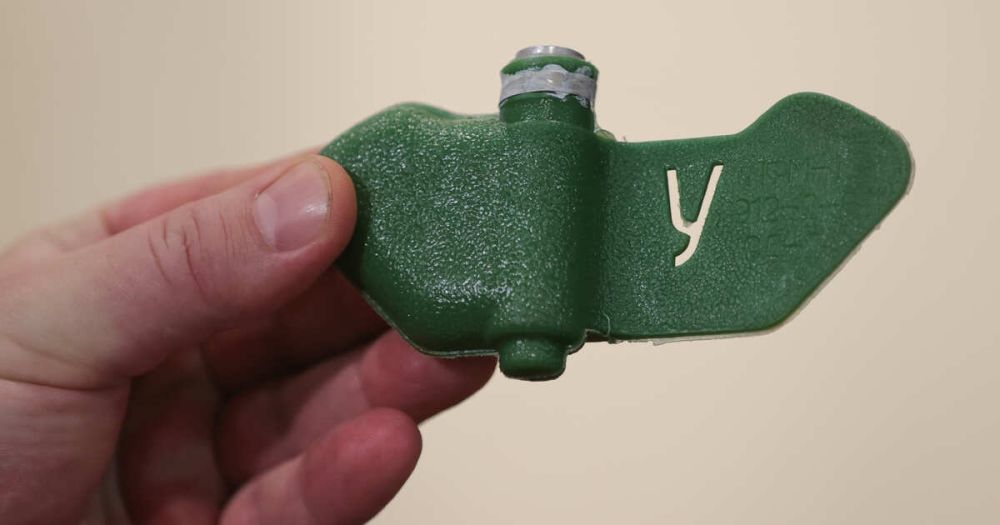 Мирный житель в ЛНР подорвался на мине "Лепесток"