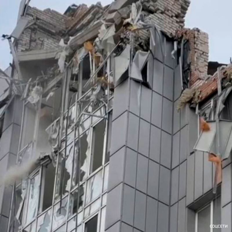 � �������� ��������� ������� ������� ���� 2 �������� HIMARS �� ���������, ������� � ���. ��� ������� ��� ������ ������� �����, ���� ������� ������ ��� �����