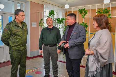 Врио главы ЛНР проинспектировал готовность к приему беженцев нового ПВР в Камышном