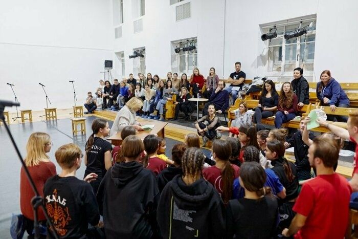 �������� � ������������� ��������� ��������������� �������� �������� � �������� ����� ������� ������������ 4 ������ ���������� � ������ ���-�������� "������ ������