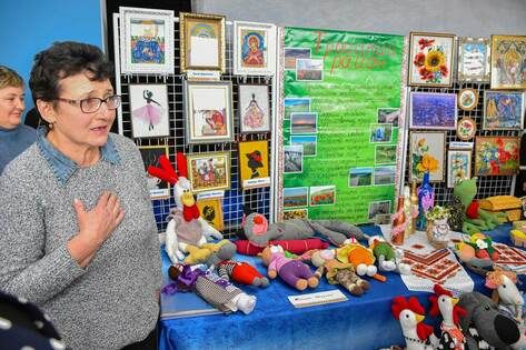 Троицкий район богат талантливыми людьми и ждет луганчан на выставки - деятель культуры