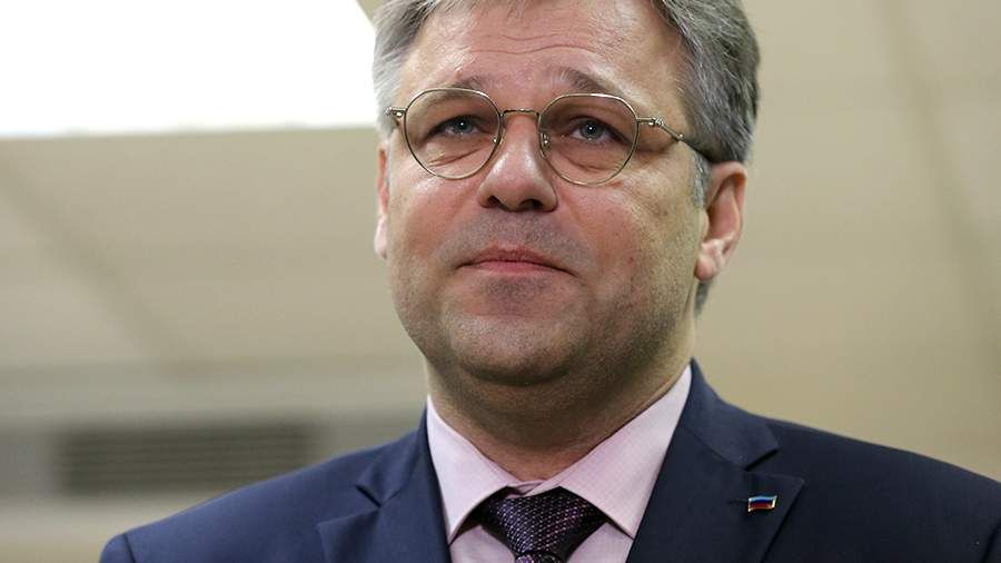 Мирошник освобожден от должности посла в связи с вхождением ЛНР в состав РФ