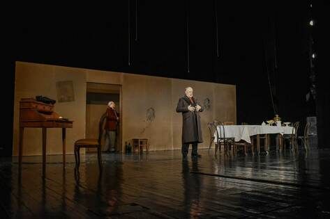 Московский Малый театр представил в ЛНР спектакль "Поздняя любовь" по пьесе Островского