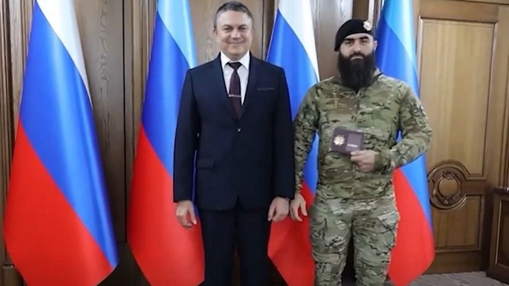 «Мы - одна семья»: В ЛНР наградили бойцов спецназа «Ахмат» и медиков из Чечни