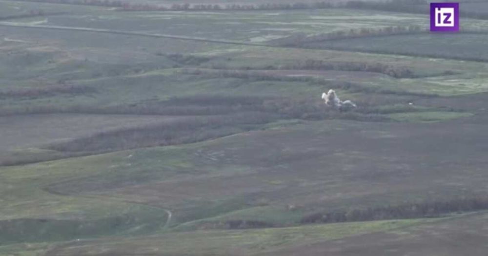 Кадры уничтожения укрепрайонов ВСУ в районе поселка Спорное в ДНР