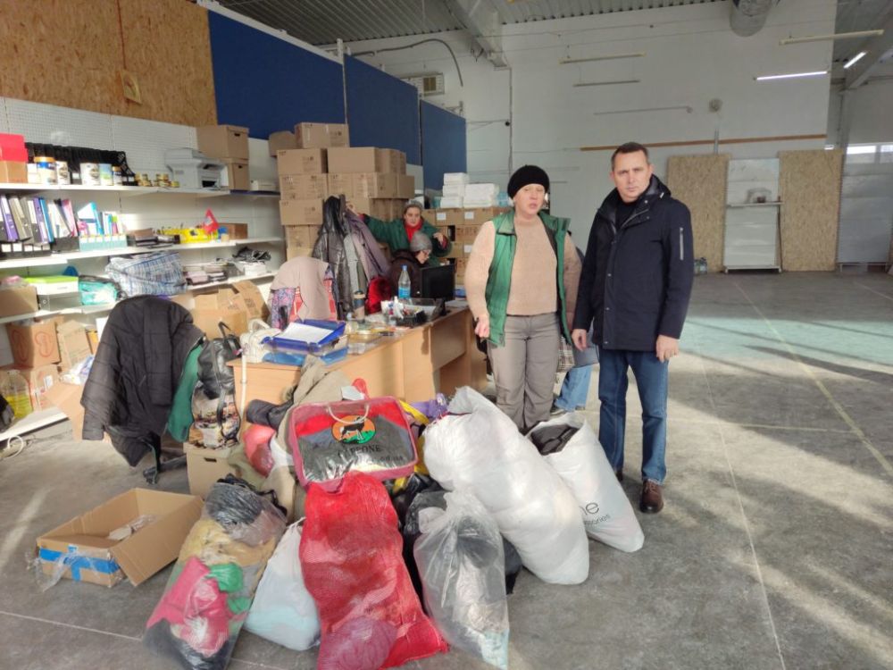 Андрей Губарев доставил в город Рубежное гуманитарную помощь