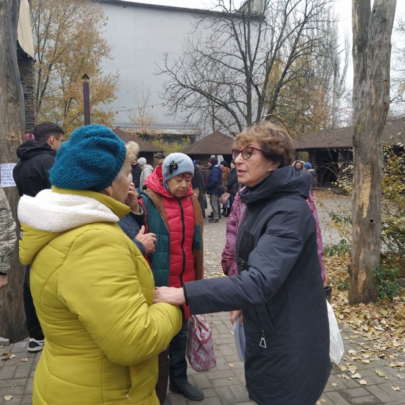 Депутаты Народного Совета ЛНР продолжают встречи с жителями Луганской Народной Республики