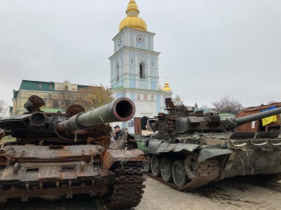 Мирошник: акции протеста не приведут к смене власти на Украине