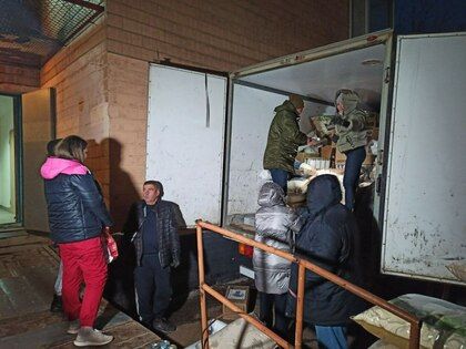 Калужская область передала ЛРКБ гумпомощь для раненых защитников Республики