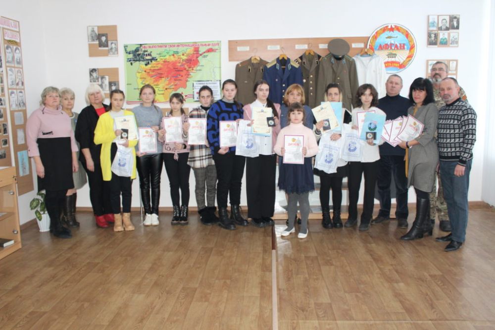 В Славяносербском районе наградили победителей Всероссийского патриотического конкурса «Память сильнее времени»