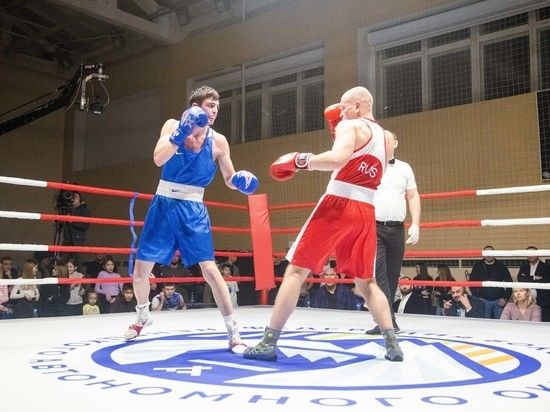 На ринге Нарьян-Мара сошлись боксёры сборных НАО, ЛНР, ДНР и Крыма