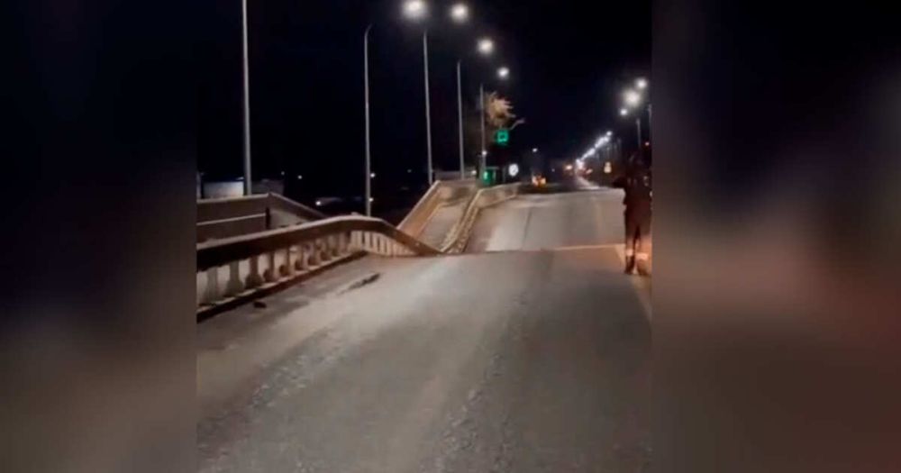 Украинские диверсанты подорвали в пригороде Мелитополя мост