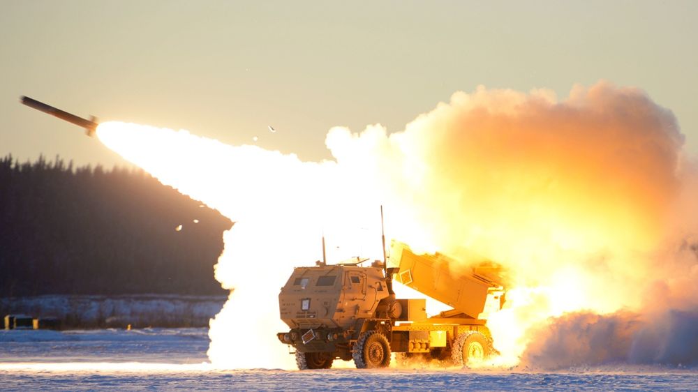 ���������� ������������ ��������� 10 ����� �� ���� HIMARS �� ��������� � ���