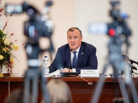 ������� ����� ������� � ����������� �������, ��������� ��� � ������������� �������������